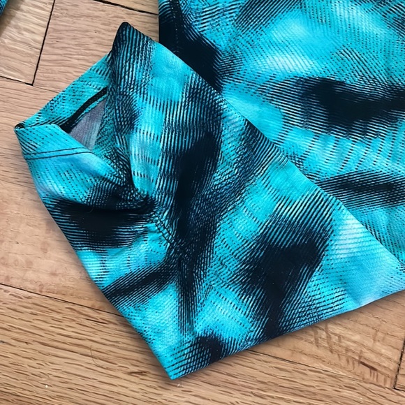 Calvin Klein Blue Tie Dye Leggings - Picture 2 of 4